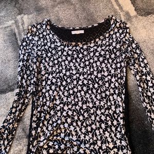 AEROPOSTALE FLORAL LONG SLEEVE TEE